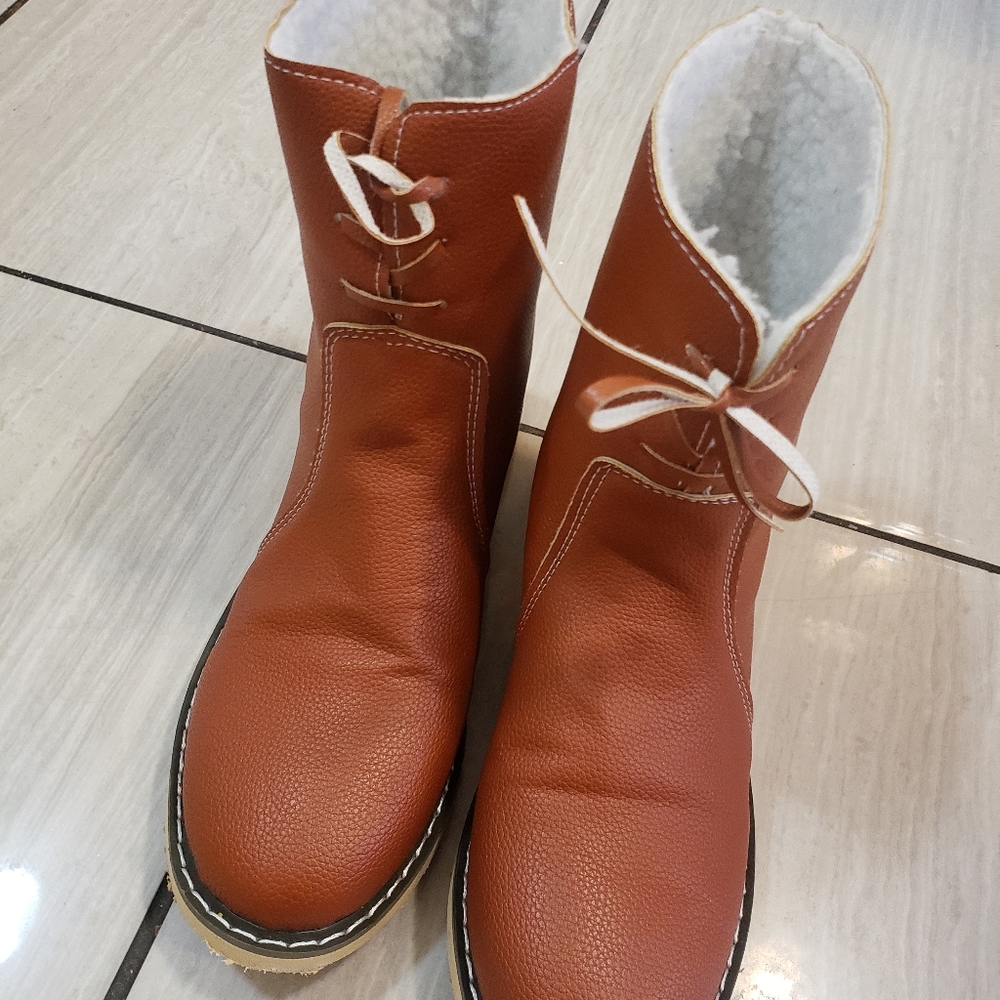Fashion Boots size 8
